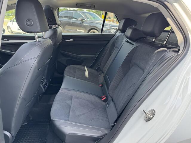 Volkswagen GOLF 2.0 TDI 116 PK | 12/2024 | Elek-stoel | Camera | Pano