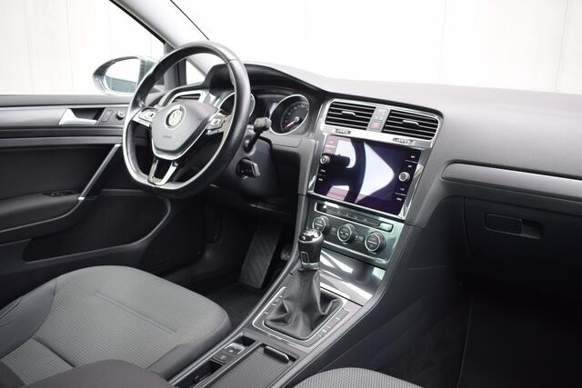 Volkswagen GOLF 1.5 TSI Comfortline Business ECC | Carplay | Full Map Navi | Adap. Cruise | 16 Inch LMV