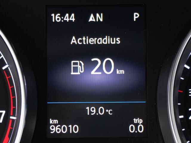 Volkswagen GOLF 1.4 TSI Highline DSG | Navi | Led | Trekhaak | Dealer onderhoude
