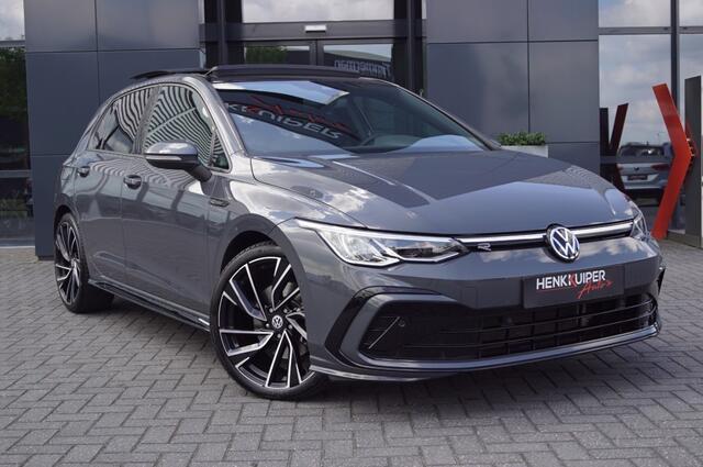 Volkswagen GOLF 1.5 TSI DSG R-Line 150pk/ Panodak /Trekhaak/ Camera / 19 Inch/DCC/ACC