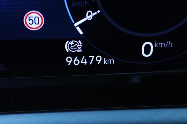 Volkswagen GOLF 1.0 TSI Life Clima/Navi/PDC