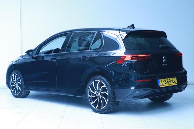 Volkswagen GOLF 1.0 TSI Life Clima/Navi/PDC