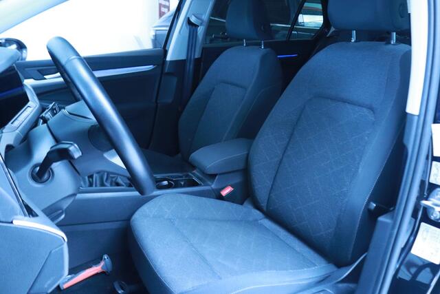 Volkswagen GOLF 1.0 TSI Life Clima/Navi/PDC