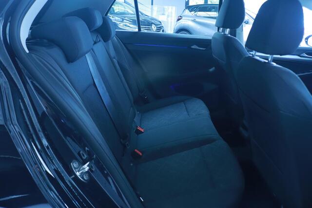Volkswagen GOLF 1.0 TSI Life Clima/Navi/PDC