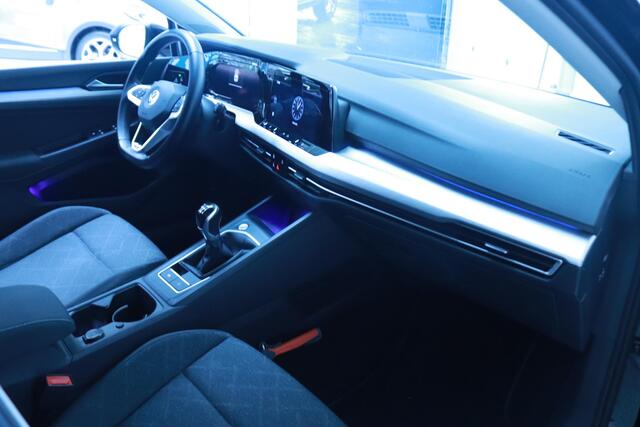 Volkswagen GOLF 1.0 TSI Life Clima/Navi/PDC