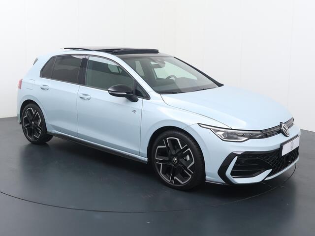 Volkswagen GOLF 8 R-Line-Edition 1.5 eTSI 85 kW / 116 pk Hatchback 7 versn. DSG | Panoramadak | Black Style |