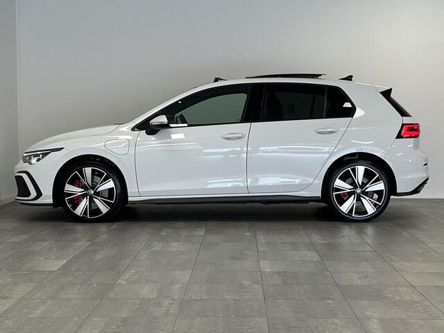 Volkswagen GOLF 1.4 eHybrid 245pk GTE | PANO | IQ-MATRIX LED | CAMERA |
