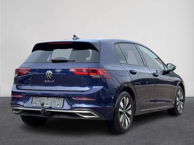 Volkswagen GOLF 2.0 TDI Move Automaat | Trekhaak elektrisch | Pano | IQ Light | Digitaal Dashboard | HUD | Clima | 16"LMV | Camera ( Vestiging - Nieuwegein )