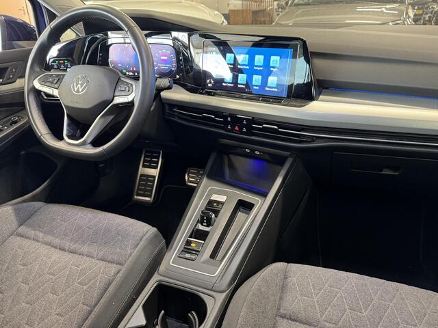 Volkswagen GOLF 2.0 TDI Move Automaat | Trekhaak elektrisch | Pano | IQ Light | Digitaal Dashboard | HUD | Clima | 16"LMV | Camera ( Vestiging - Nieuwegein )