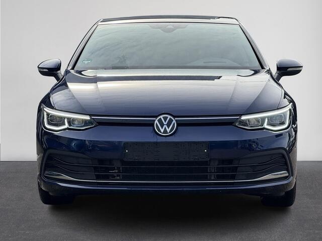 Volkswagen GOLF 2.0 TDI Move Automaat | Trekhaak elektrisch | Pano | IQ Light | Digitaal Dashboard | HUD | Clima | 16"LMV | Camera ( Vestiging - Nieuwegein )