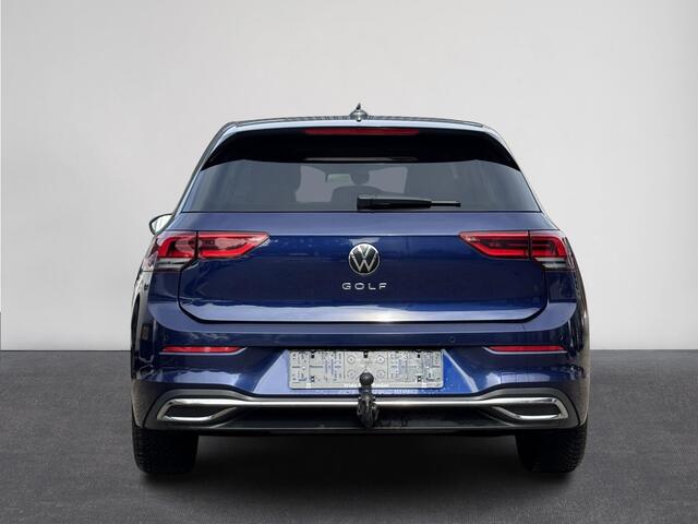 Volkswagen GOLF 2.0 TDI Move Automaat | Trekhaak elektrisch | Pano | IQ Light | Digitaal Dashboard | HUD | Clima | 16"LMV | Camera ( Vestiging - Nieuwegein )