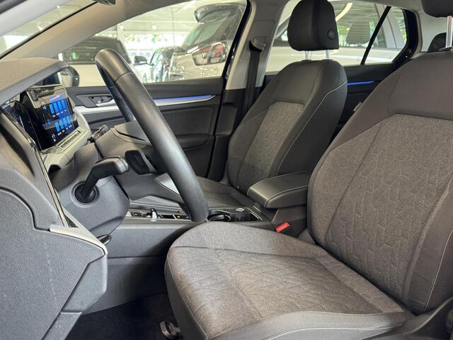 Volkswagen GOLF 2.0 TDI Move Automaat | Trekhaak elektrisch | Pano | IQ Light | Digitaal Dashboard | HUD | Clima | 16"LMV | Camera ( Vestiging - Nieuwegein )