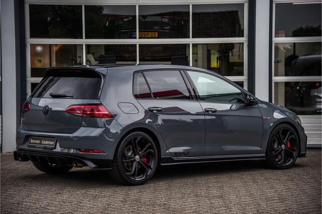 Volkswagen GOLF 2.0 TSI GTI TCR
