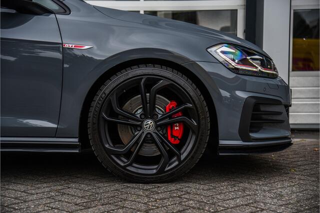 Volkswagen GOLF 2.0 TSI GTI TCR