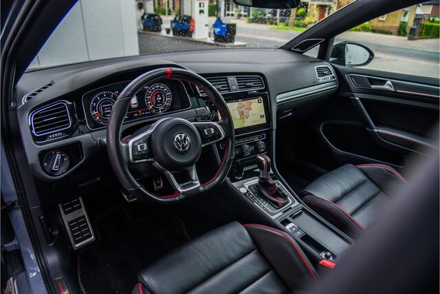 Volkswagen GOLF 2.0 TSI GTI TCR