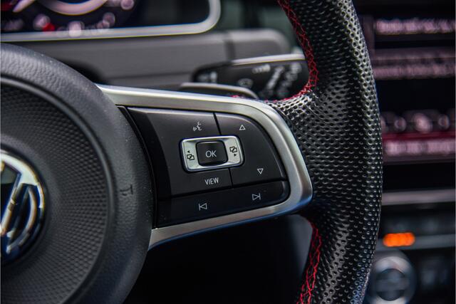 Volkswagen GOLF 2.0 TSI GTI TCR
