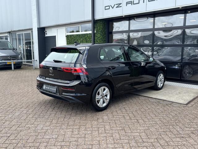 Volkswagen GOLF 1.0 eTSI Life | Camera | Ambient | Carplay | BTW