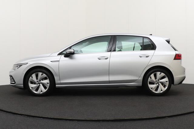Volkswagen GOLF 1.5 eTSI 150 PK Aut. Style Camera Memory Dodehoek