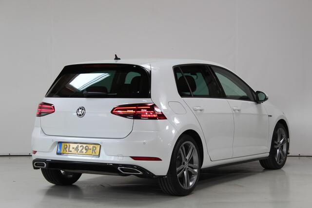 Volkswagen GOLF 1.5 TSI Highline Business R | Virtual | Dealer Oh | NL-Auto