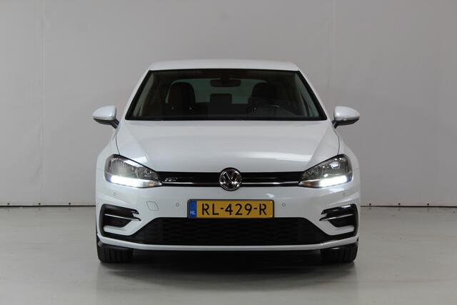 Volkswagen GOLF 1.5 TSI Highline Business R | Virtual | Dealer Oh | NL-Auto