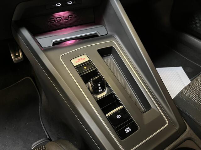 Volkswagen GOLF 1.4 eHybrid GTE / AUTOMAAT/ 245PK/ PARK. SENSOREN V+A/ CAMERA/ KEYLESS/ STUUR+STOEL VERWARM./ APP-CONNECT/ TREKHAAK/ ACC/ DCC/ NAVI/ DAB/ LED/ DIGITAL DASH/ ISOFIX