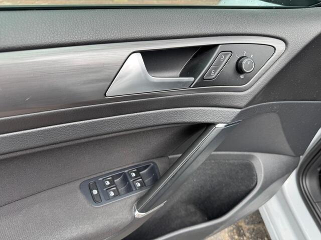 Volkswagen GOLF Variant 1.0 TSI Comfortline