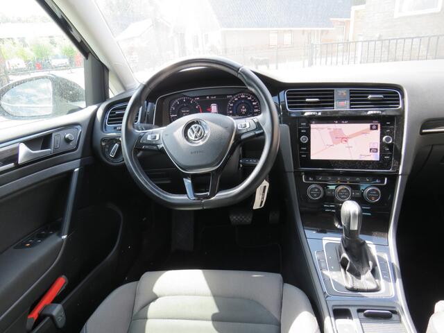 Volkswagen GOLF Variant 1.5 TSI 150Pk DSG Highline * Rijklaarprijs incl. garantie * Trekhaak * Led Koplampen * Navi * PDC V+A * Carplay Android