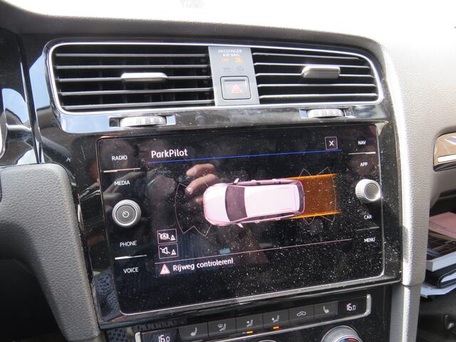 Volkswagen GOLF Variant 1.5 TSI 150Pk DSG Highline * Rijklaarprijs incl. garantie * Trekhaak * Led Koplampen * Navi * PDC V+A * Carplay Android