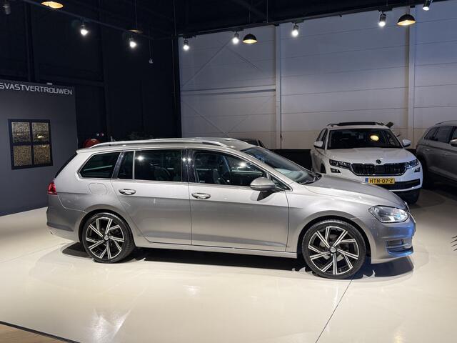 Volkswagen GOLF Variant TSI Edition Navi|Camera|Cruis|PDC|Trekhaak Grijs