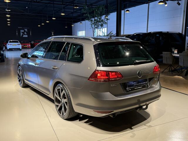 Volkswagen GOLF Variant TSI Edition Navi|Camera|Cruis|PDC|Trekhaak Grijs