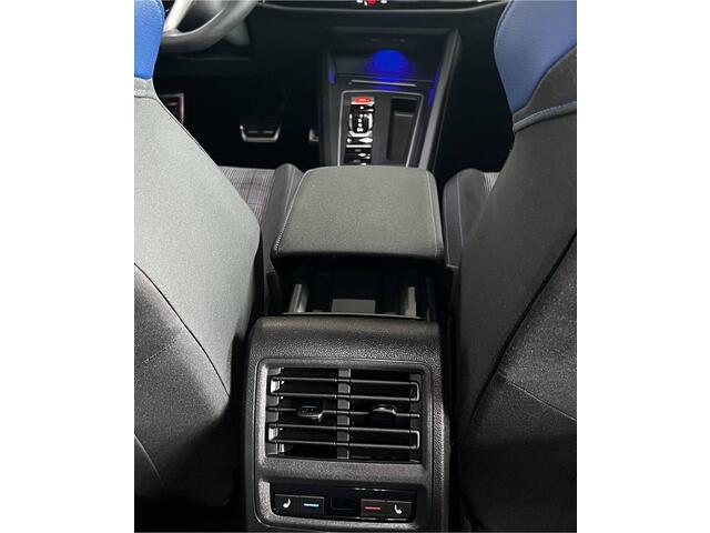Volkswagen GOLF 1.4 eHybrid GTE / Navigatie / IQ Light /Standkachel
