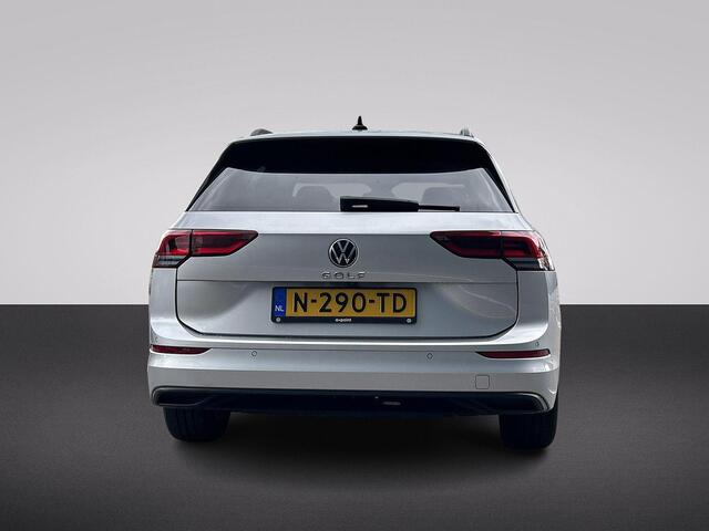 Volkswagen GOLF Variant 1.0 TSI Life | Achteruitrijcamera | Keyless start | Carplay | Navigatie |