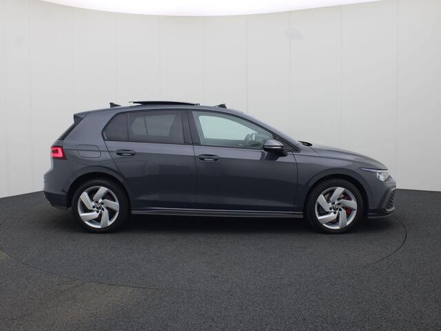 Volkswagen GOLF 1.4 eHybrid 180kW/245PK GTE DSG · Panoramadak · Leder · Camera + Parkeersensoren