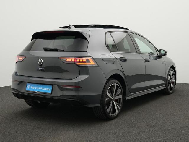Volkswagen GOLF 1.5 eHybrid 272 pk DSG GTE | Panoramadak | IQ Light | Head-up display | Stuur-/stoelverwarming