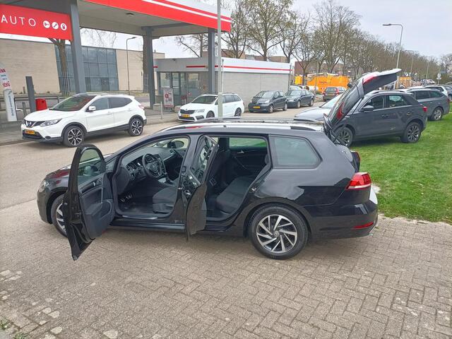 Volkswagen GOLF VARIANT 1.0 Sound, Trekhaak wegkl, Cruise, 4S banden