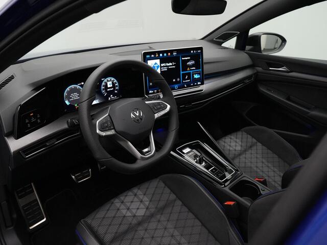 Volkswagen GOLF 1.5 eTSI 150 pk DSG R-Line Edition | Panoramadak | IQ Light | Rondomzicht camera | Harman/Kardon | Adaptive Cruise
