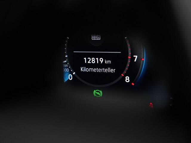 Volkswagen GOLF 1.5 eTSI 150 pk DSG R-Line Edition | Panoramadak | IQ Light | Rondomzicht camera | Harman/Kardon | Adaptive Cruise