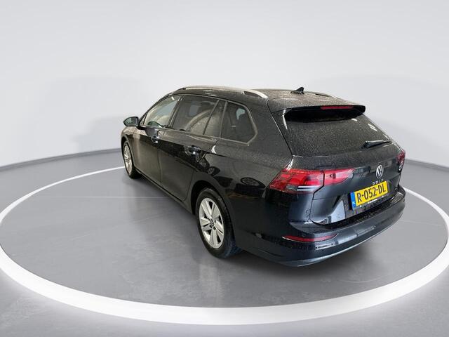 Volkswagen GOLF Variant 1.0 TSI 110pk Life · Apple/Android Car Play · Navi · P-Sensoren · Sfeerverlichting · 16'' Inch · Garantie t/m 26-08-2026 of 100.000km