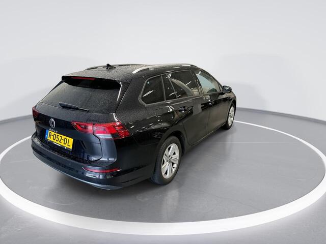 Volkswagen GOLF Variant 1.0 TSI 110pk Life · Apple/Android Car Play · Navi · P-Sensoren · Sfeerverlichting · 16'' Inch · Garantie t/m 26-08-2026 of 100.000km