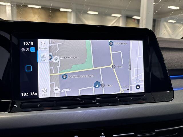 Volkswagen GOLF Variant 1.0 TSI 110pk Life · Apple/Android Car Play · Navi · P-Sensoren · Sfeerverlichting · 16'' Inch · Garantie t/m 26-08-2026 of 100.000km