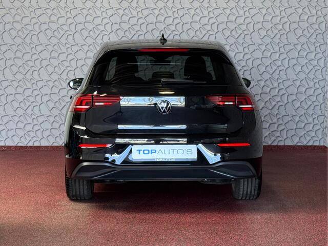Volkswagen GOLF ?1.5eTSI 150 PK? EDITION LED CARPLAY NAVI CAMERA STOEL/STUUR VERW KEYLESS MHEV "Volkswagen rijden begint bij Topautos.nl - 75 topmodellen direct op voorraad!"