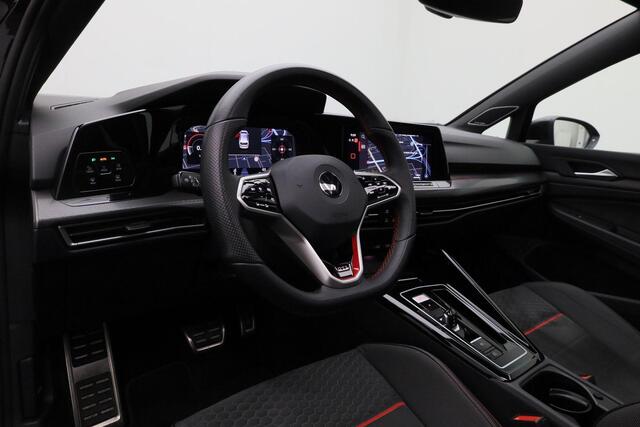 Volkswagen GOLF 2.0 TSI 300PK DSG GTI Clubsport | Panoramadak | IQ Light | Harman/Kardon Sound | Head-up display | Stoelverwarming | Achteruitrijcamera