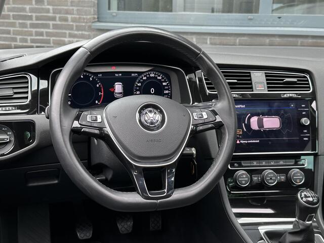 Volkswagen GOLF 1.5 TSI Highline PANO | Virtual Cockpit | ACC | Camera | Alcantara | Carplay