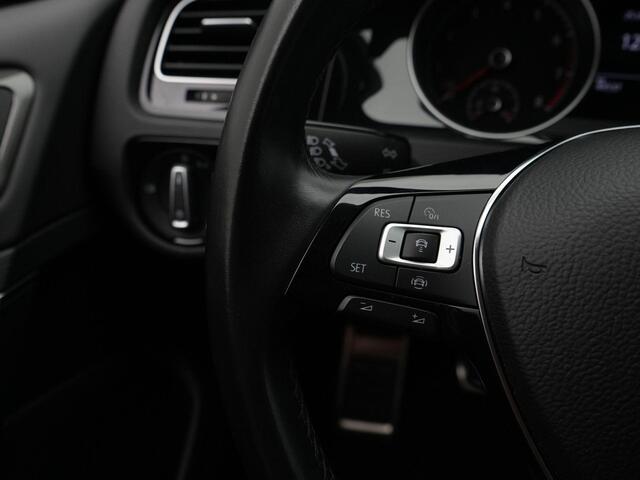 Volkswagen GOLF Variant 1.0 TSI 115 pk Comfortline | Parkeersensoren voor/achter | Navigatie | Stoelverwarming | Adaptive Cruise