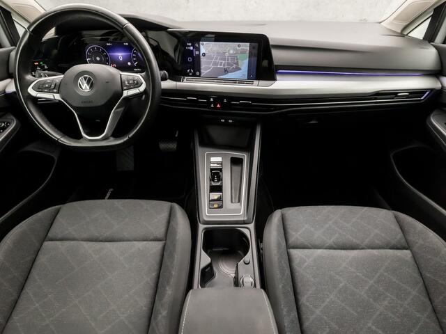 Volkswagen GOLF Variant 1.0 eTSI Sport Life Automaat (GROOT NAVI, CLIMATE, STUUR/STOELVERWARMING, SFEERVERLICHTING, PARKEERSENSOREN, SPORTSTOELEN, LM VELGEN, ADAPTIVE CRUISE, NIEUWSTAAT)
