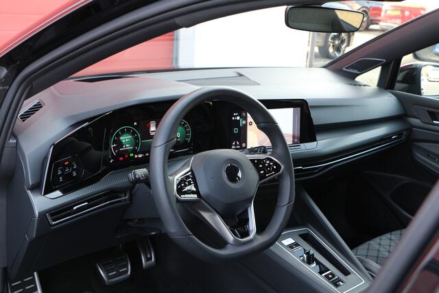 Volkswagen GOLF Variant 1.5 eTSI 150pk R-Line Black Style | Panodak | Harman/Kardon