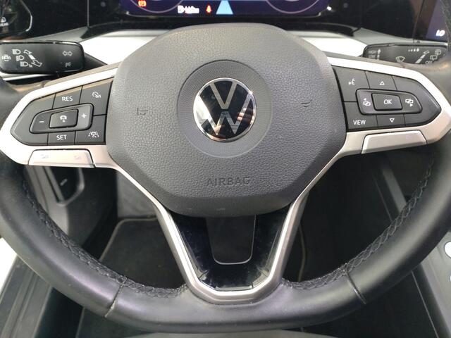 Volkswagen GOLF 1.5 TSI Life Business | Verwacht | Navi | Elektrische stoelen | Trekhaak |