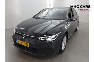 volkswagen-golf-1.5-tsi-life-busine