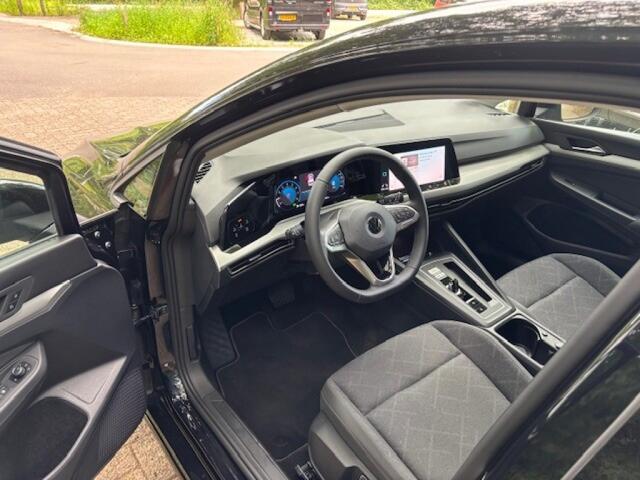 Volkswagen GOLF 1.0 ETSI **Carplay//18inch//DAB**