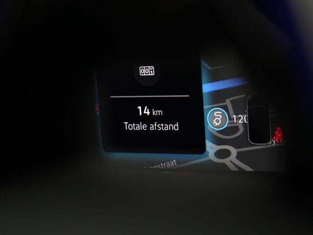 Volkswagen GOLF 1.5 272 pk DSG eHybrid GTE | Panoramadak | Trekhaak | Rondomzicht camera | Head-up display | IQ LighT | Stuur-/stoelverwarming